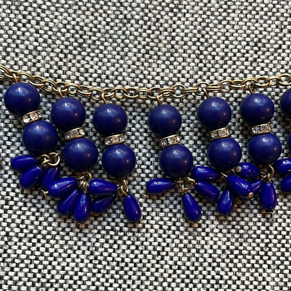 🔹 Vintage J. Crew Royal Blue, Gold and Rhinestone Statement Necklace 🔹 - Picture 7 of 17